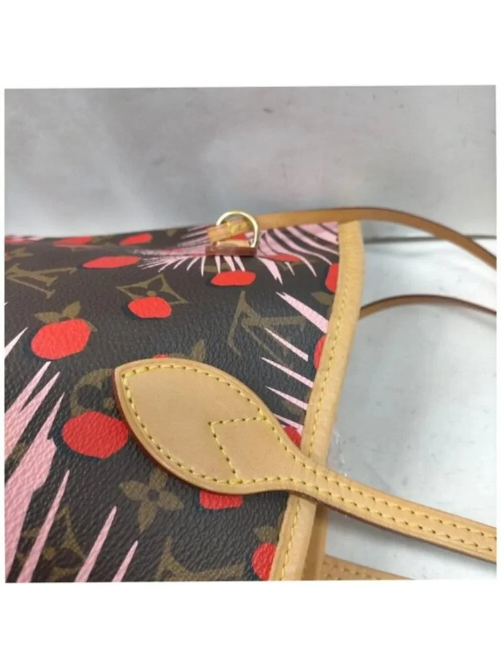 Authentic Louis Vuitton Neverfull MM Jungle Dots Limited Edition Shoulder Bag